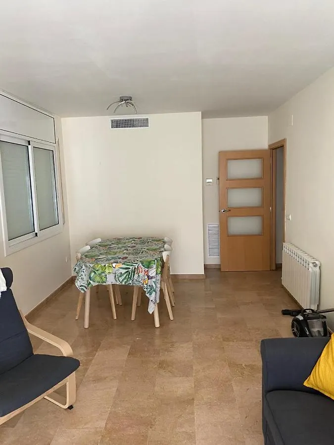 4 Rooms Apartment In Tarragona 0*,